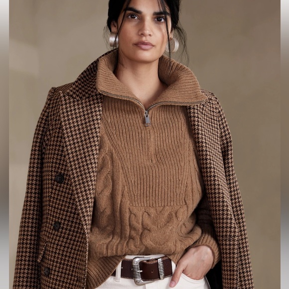 Banana Republic Sweaters - Banana Republic Camel Brown Cable-Knit Half-Zip Sweater